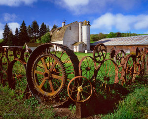 The Tractor Wheel Barn