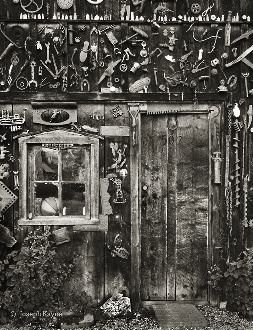 Art Display On Old Miner's Home