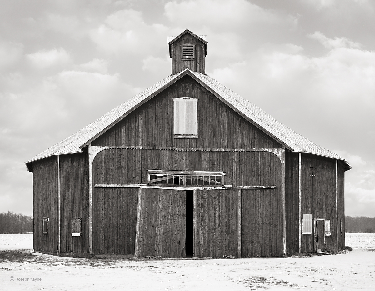 Old Octagon Shaped Barn,Winter